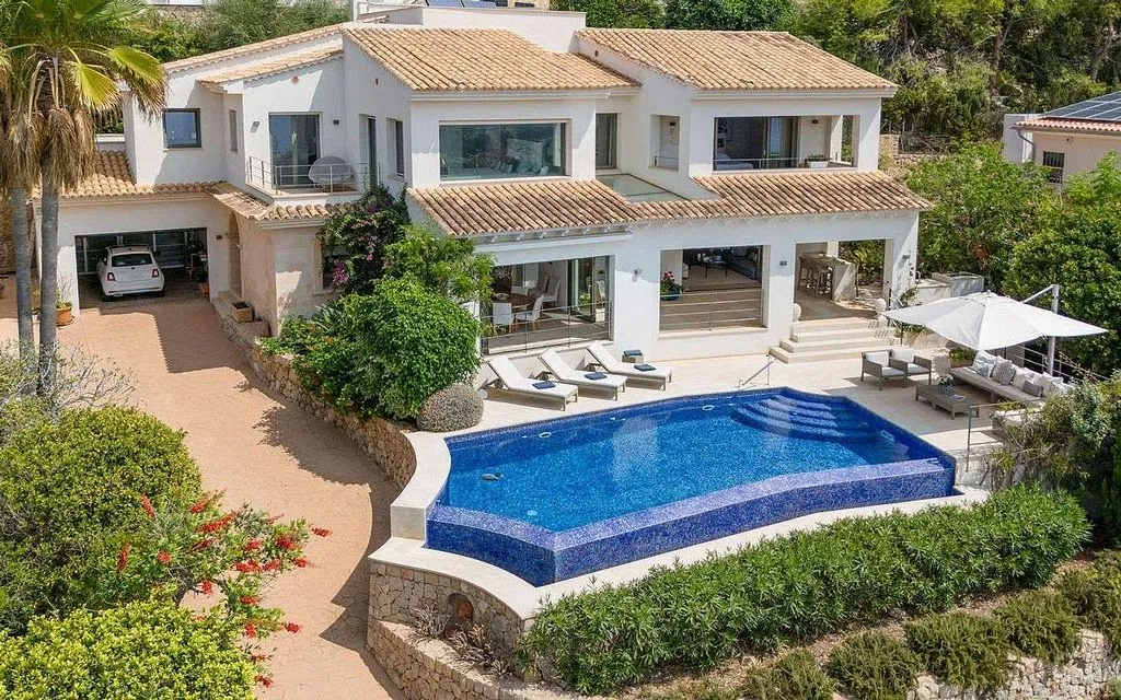 Õhuvaade - Chalet with Pool and Sea Views in Santa Ponça