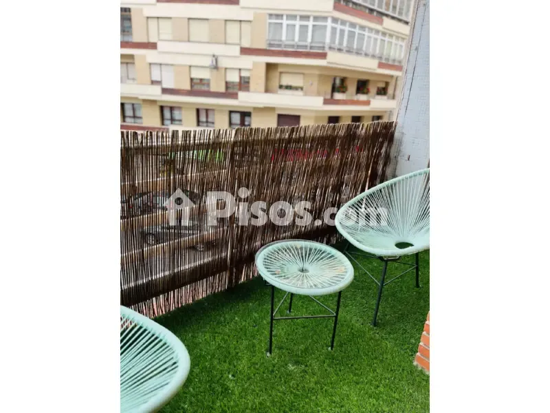 Balcony - Modern Flat with Balcony in León