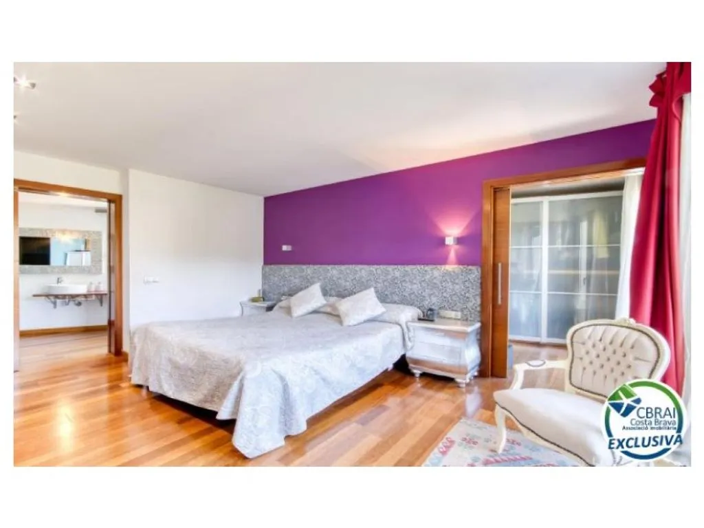 Chambres - Spacious Villa with South Orientation in Llançà