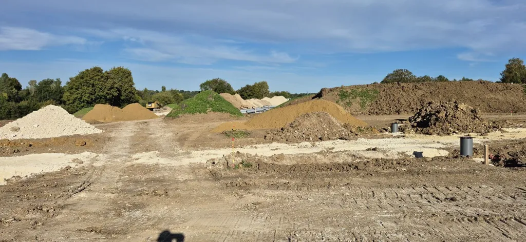 New House with Land in Saintes