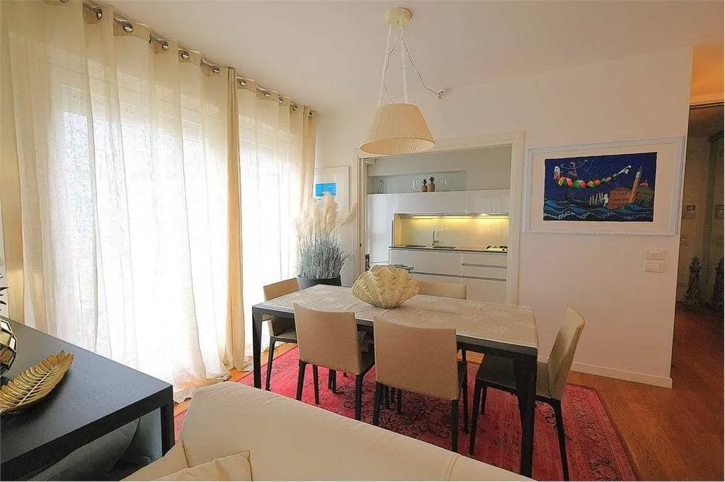 Söögituba - Luxury Penthouse with Sea View in Jesolo
