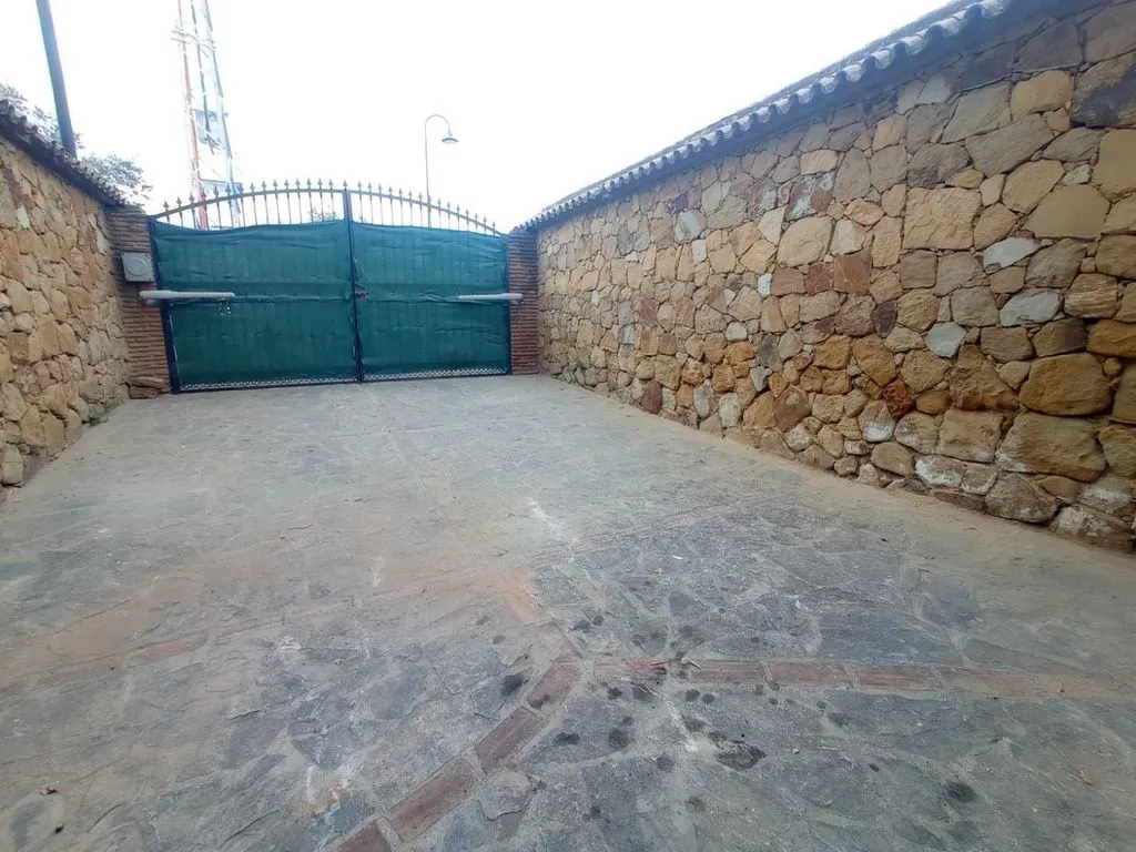 Välivaade - Detached House with Pool in Mijas