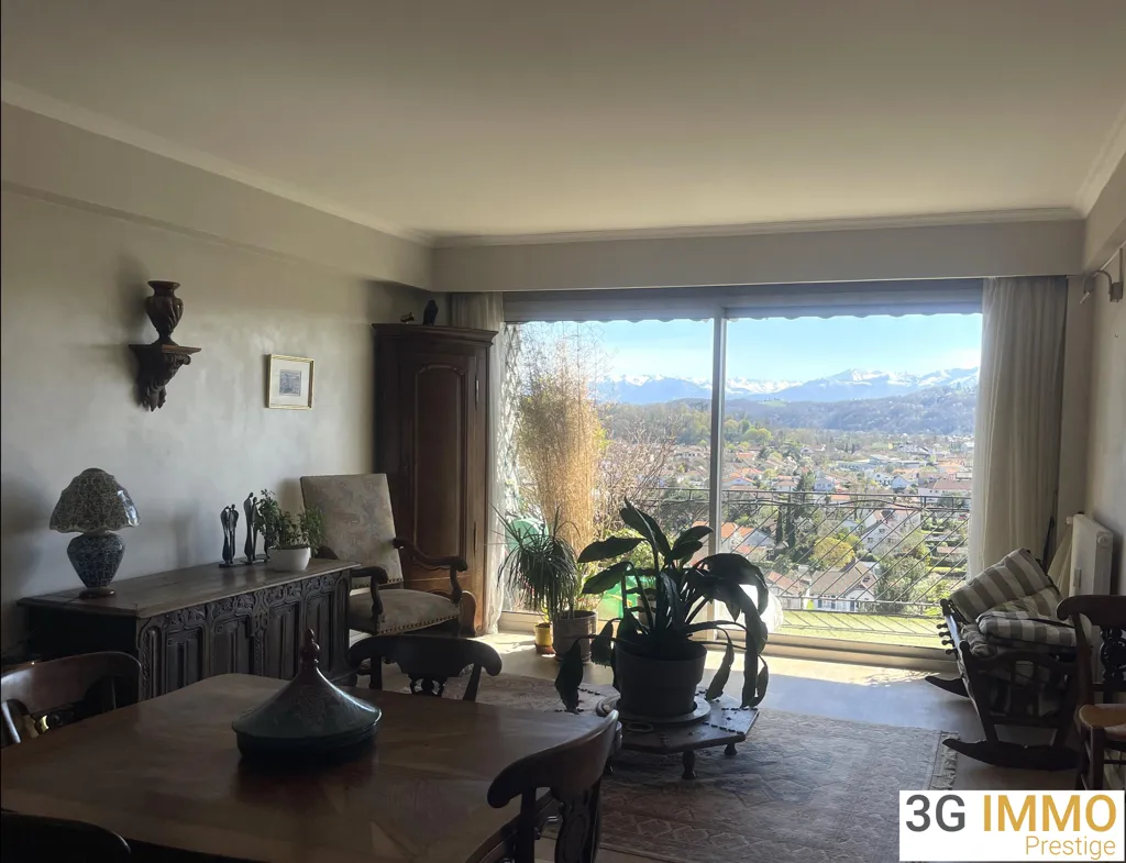 Séjour - Appartement T5 avec Vue Montagne à Pau