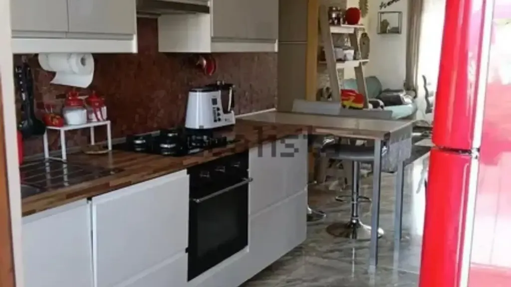 Cuisine - 4-Bedroom Apartment with Balcony in Florence