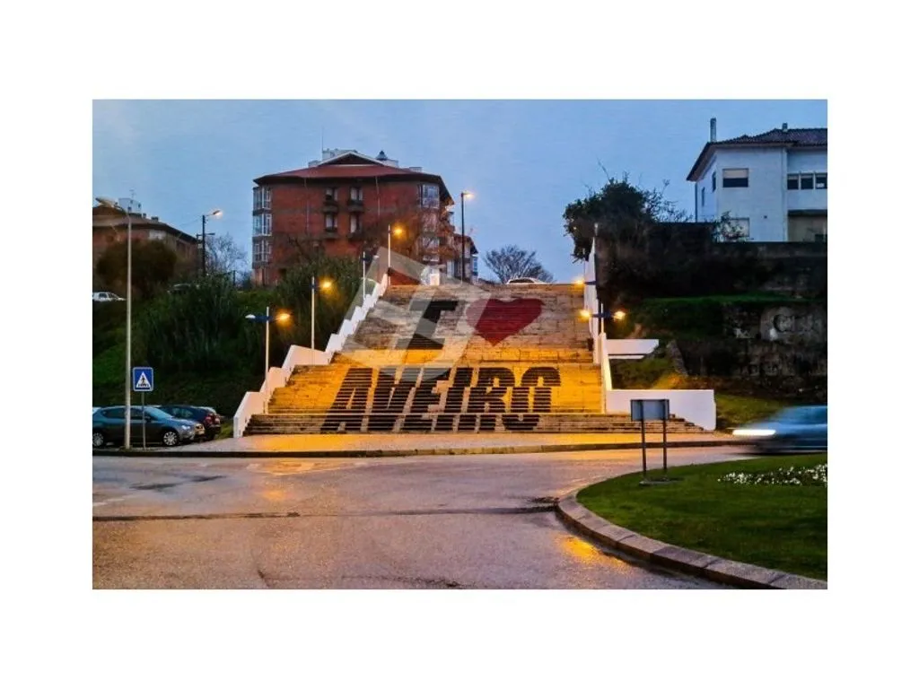 Development Land with Building Feasibility in Aveiro