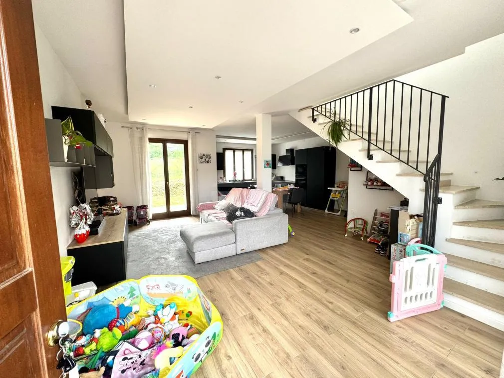 Living Room - Semi-detached Villa with Garden in Perugia