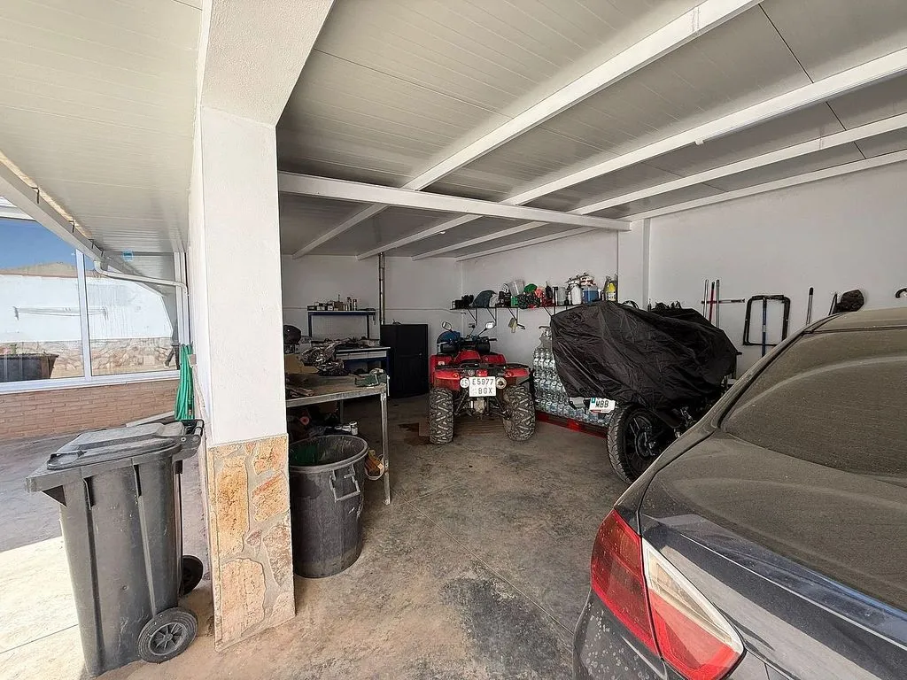 garage