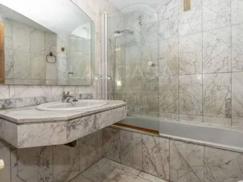 Vannitoad - Corner Flat with Terraces in Imperial, Madrid