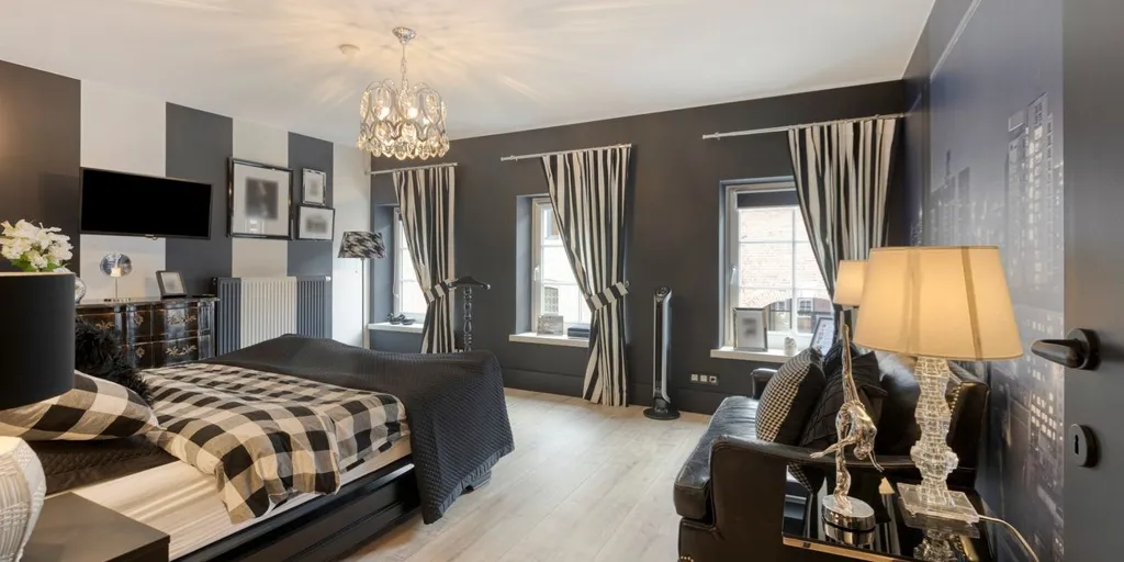 Bedrooms - Characterful Flat with Impressive Interior in Oud-Rekem