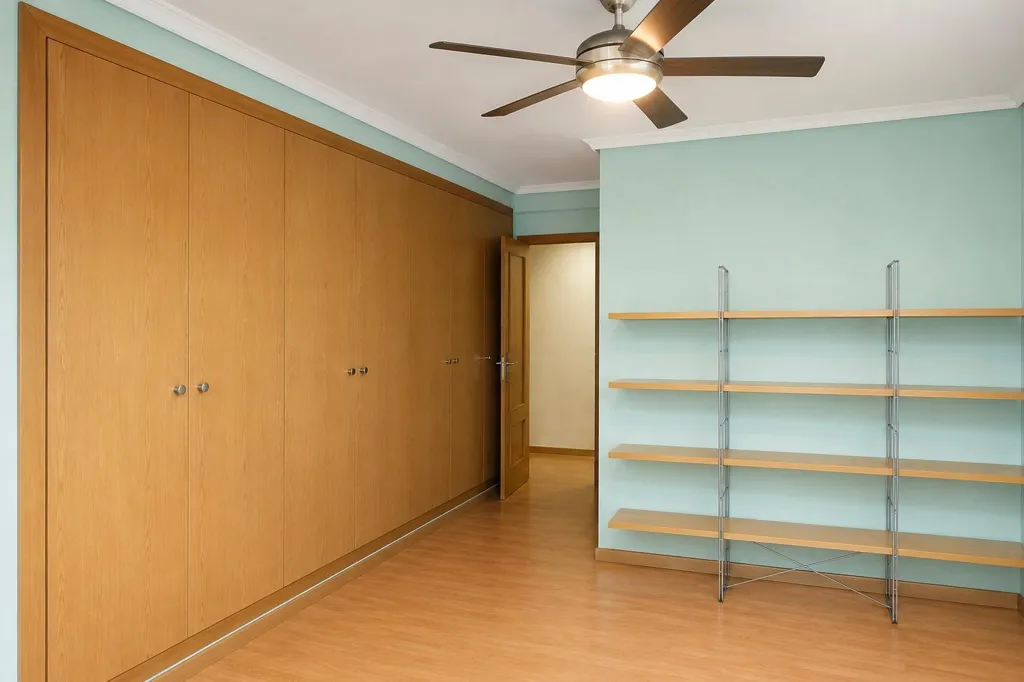 Pièces - Bright Apartment with Balcony in Patraix