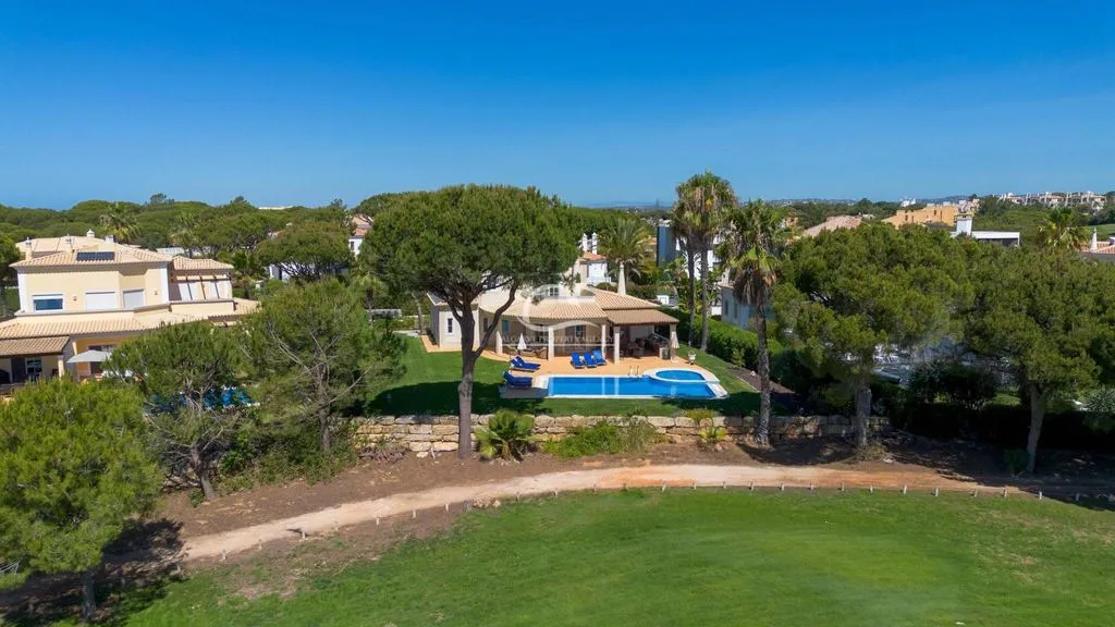 Vue aérienne - Luxury Villa with Golf Course Views in Vilamoura