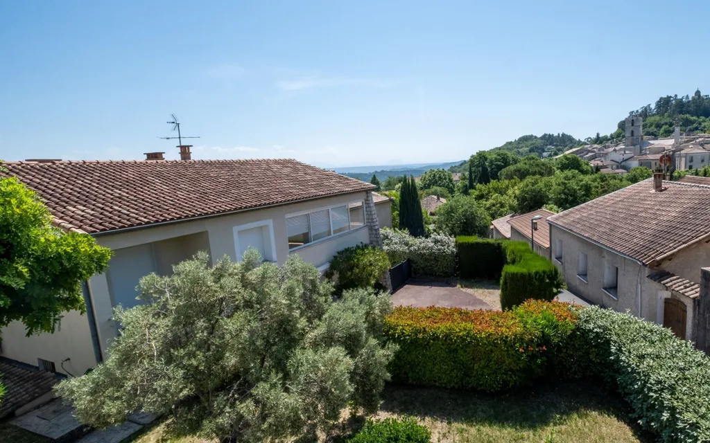 Aed - Two-Appartment House with Garden in Forcalquier