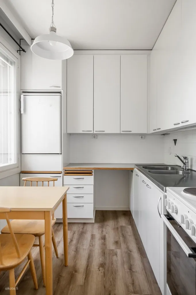 Kitchen - Apartment with Balcony in Kupittaa, Turku
