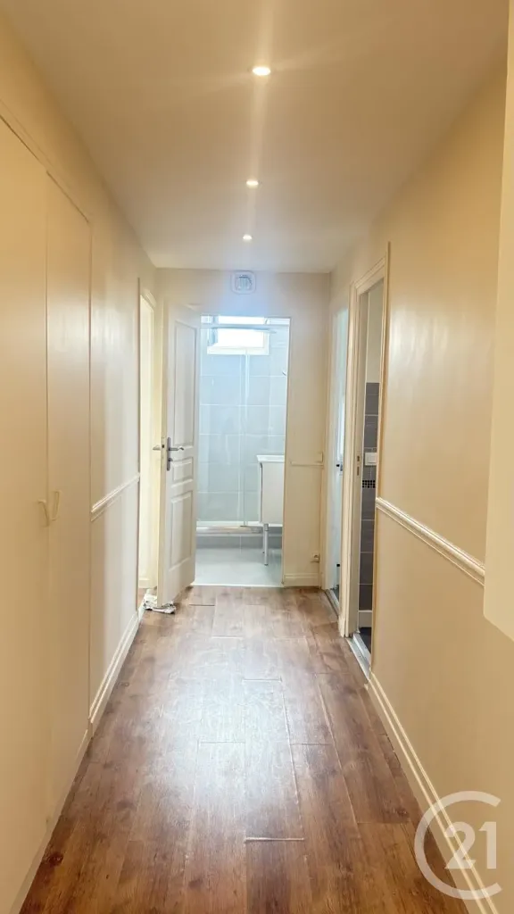Entrée - Appartement 2 Pièces avec Accès RER à Sevran