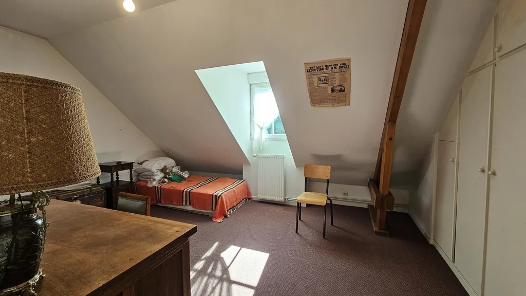 Toad - Spacious House with South Terrace in Beauvais