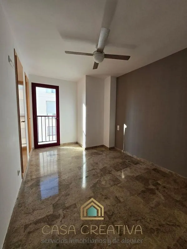 Rooms - Apartment with Balcony in Náquera