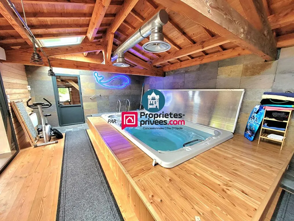 Pièces - Maison Rénovée avec Piscine à Ambleteuse