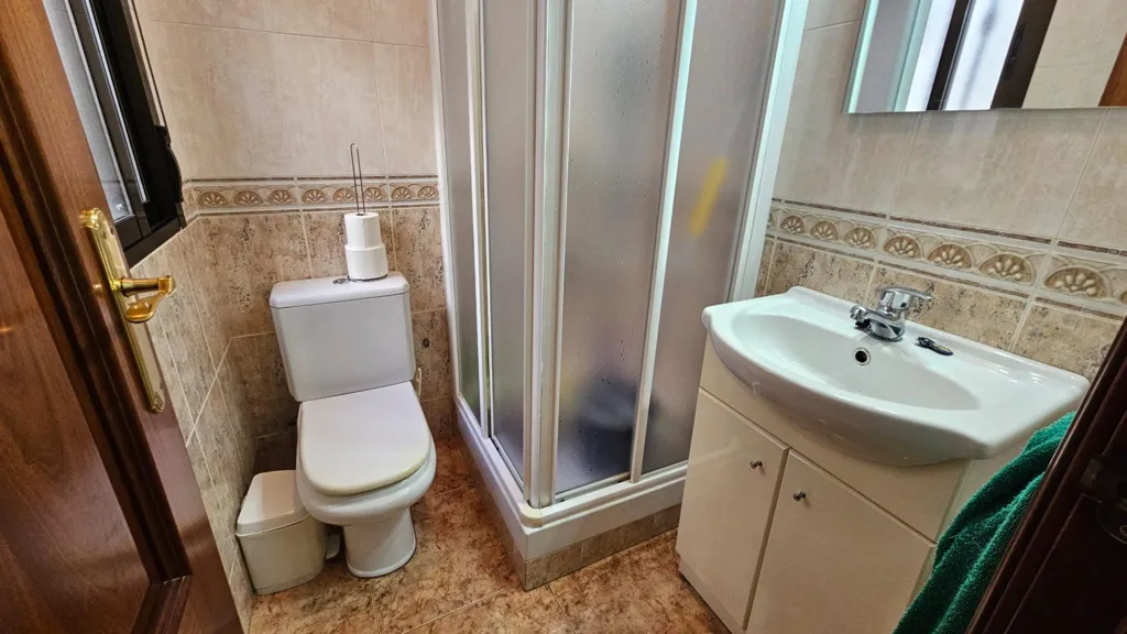 Salles de bain - Chalet with Terrace in Cañero, Córdoba
