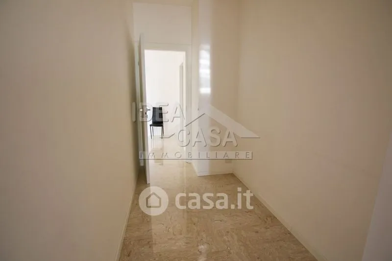 Esik - Spacious Apartment with Balcony in Mirandola