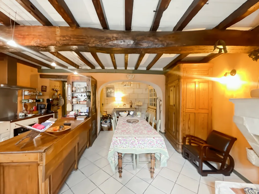Cuisine - Maison en Pierre avec Terrasse au Centre Historique de La Brède