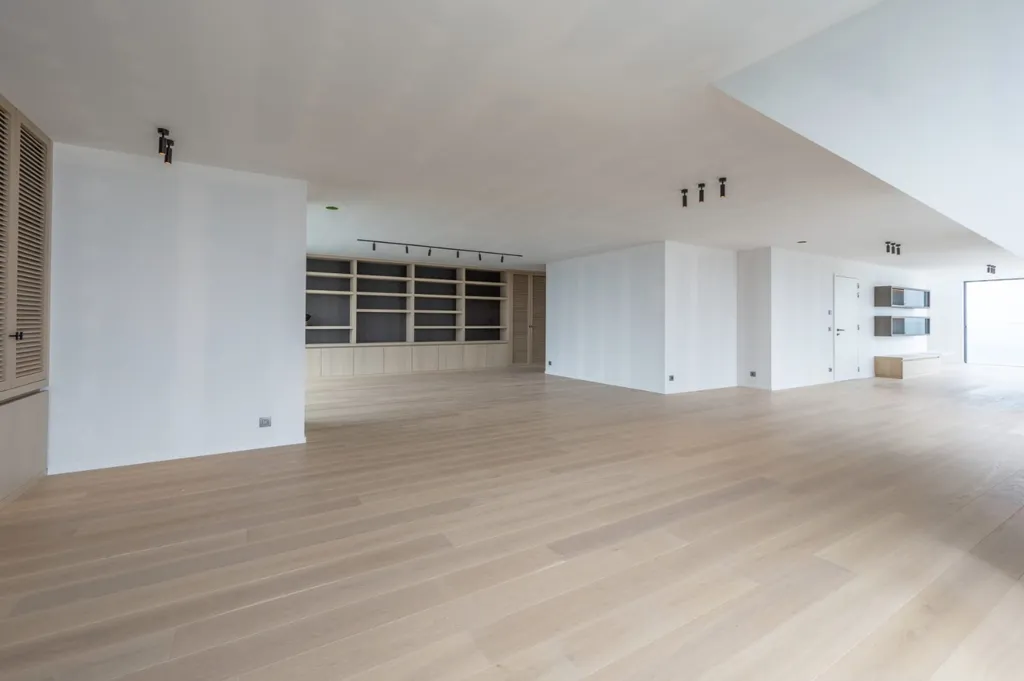 Elutuba - Corner Duplex with Sea Views in Luxurious Setting