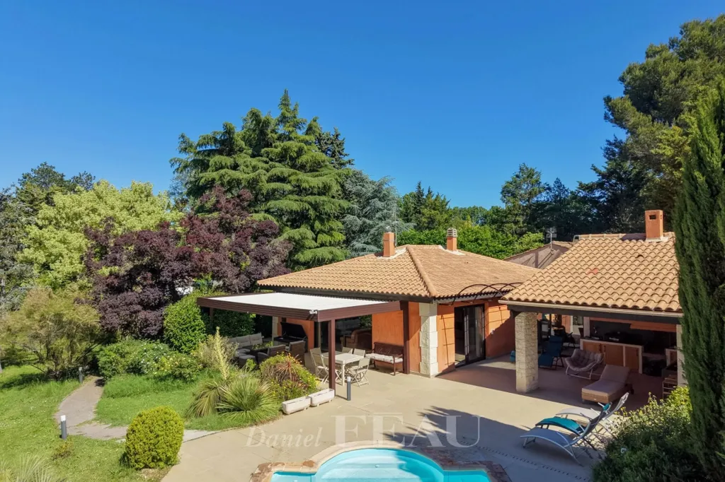 Vue aérienne - Maison Provençale avec Piscine à Aix-en-Provence