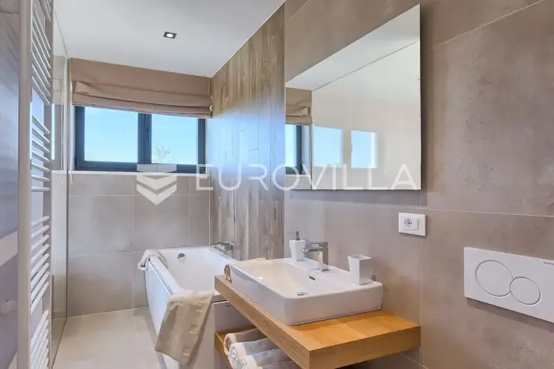 Vannitoad - Villa with Pool and Sauna in Višnjan