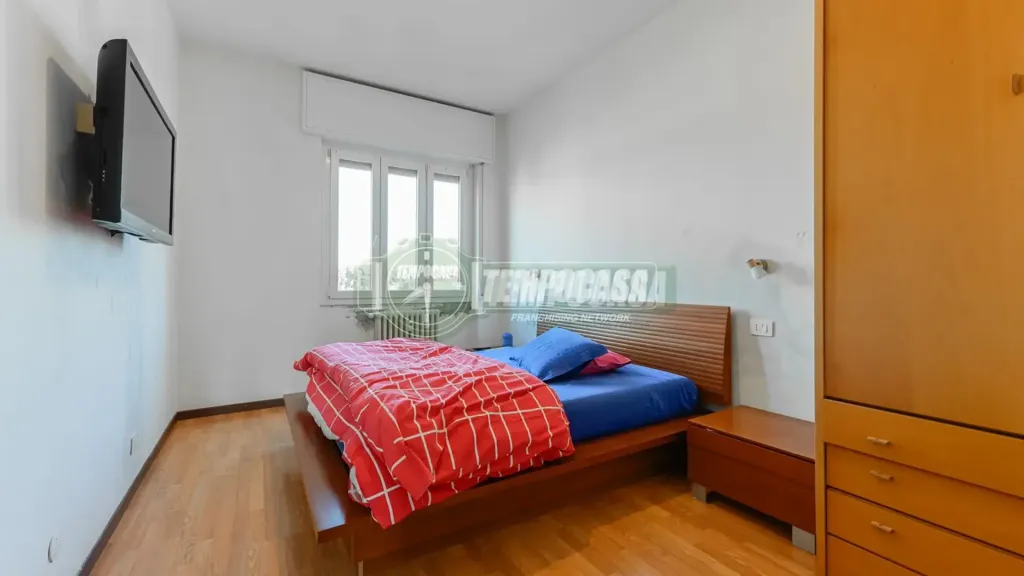 Magamistoad - Spacious Apartment with Balcony in Carnate