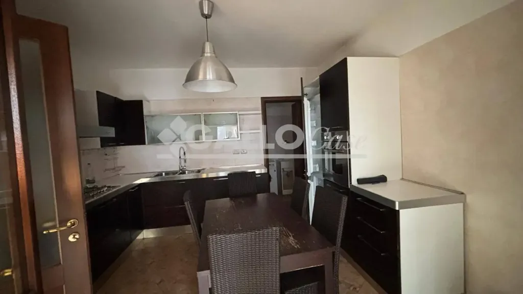 4-room apartment in IT