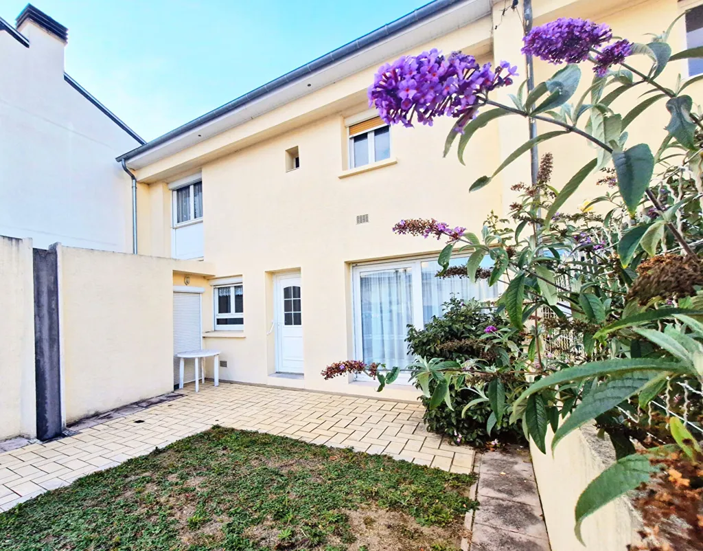 Aed - 1970s House with Garden in Saran