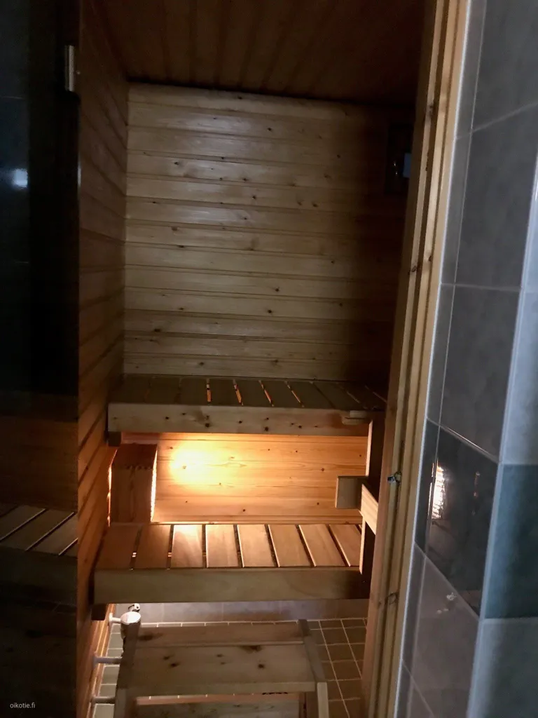Pièces - One-Bedroom Flat with Sauna in Oulu