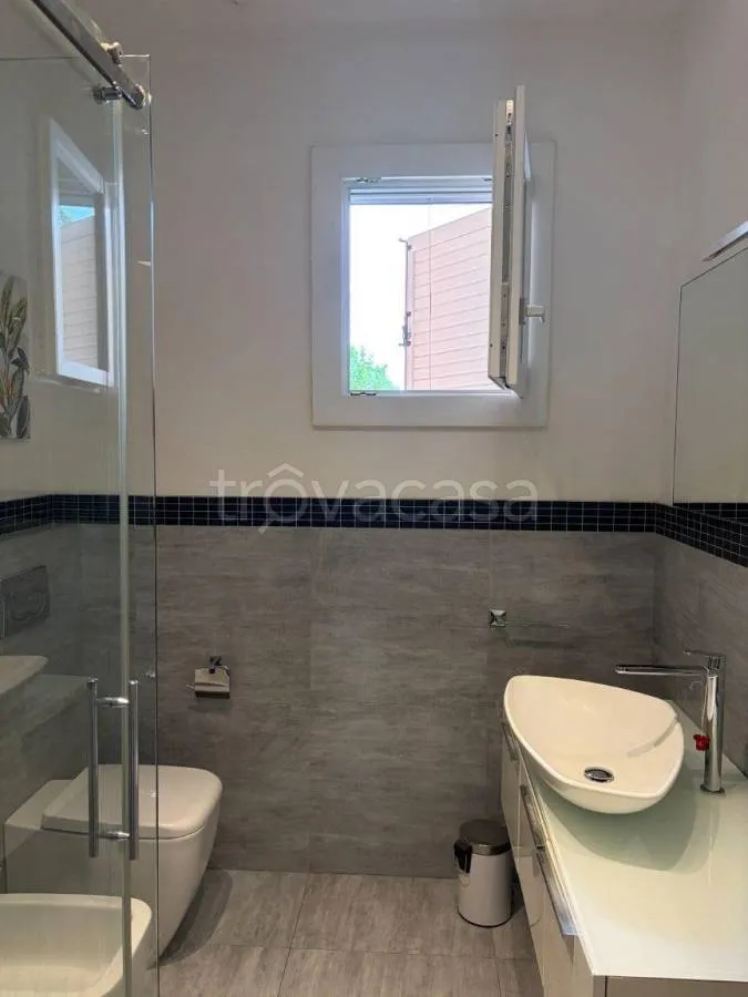 Bagni - Apartment with Terrace in Modena
