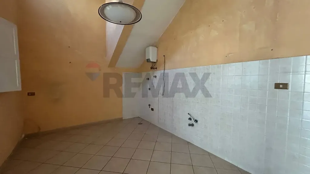 Salles de bain - Apartment with Balcony in Central Afragola