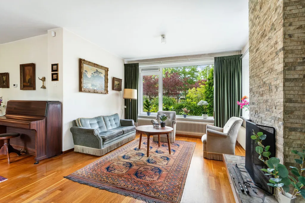 Séjour - Extended Semi-detached House with Garden in Velp