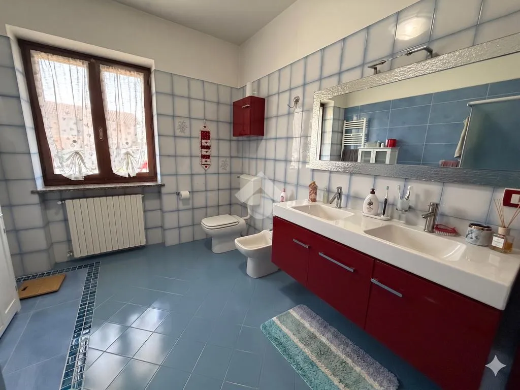 Bagni - Detached House with Pool in Gastaldi