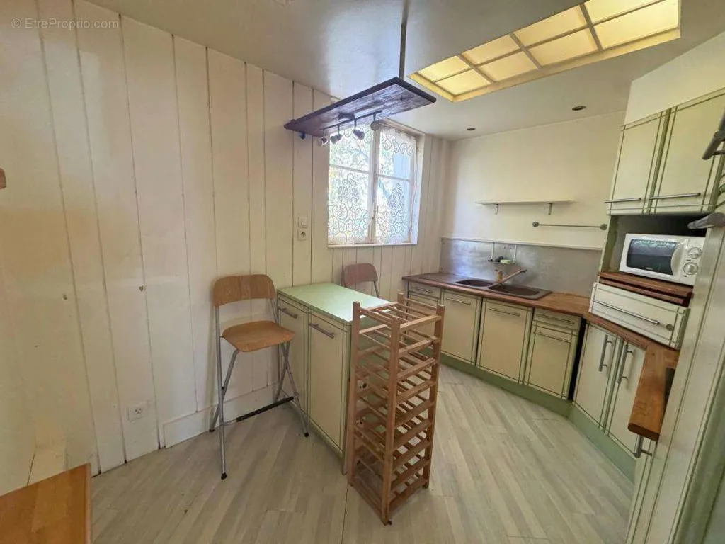 Cuisine - Immeuble avec Terrasse et Parking au Blanc-Mesnil