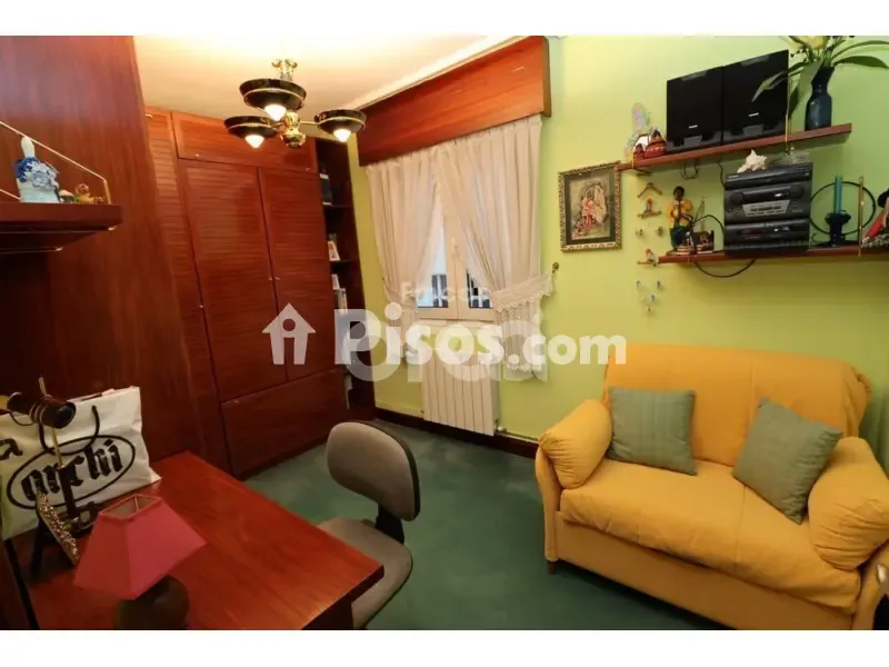 Elutuba - Apartment with Balcony in La Txitxarra