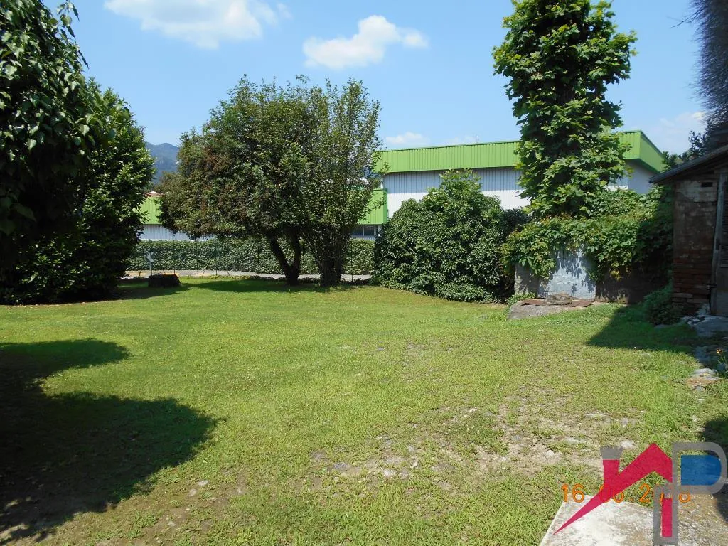 Jardin - Rustic Farmhouse with Terrace in Cisano Bergamasco
