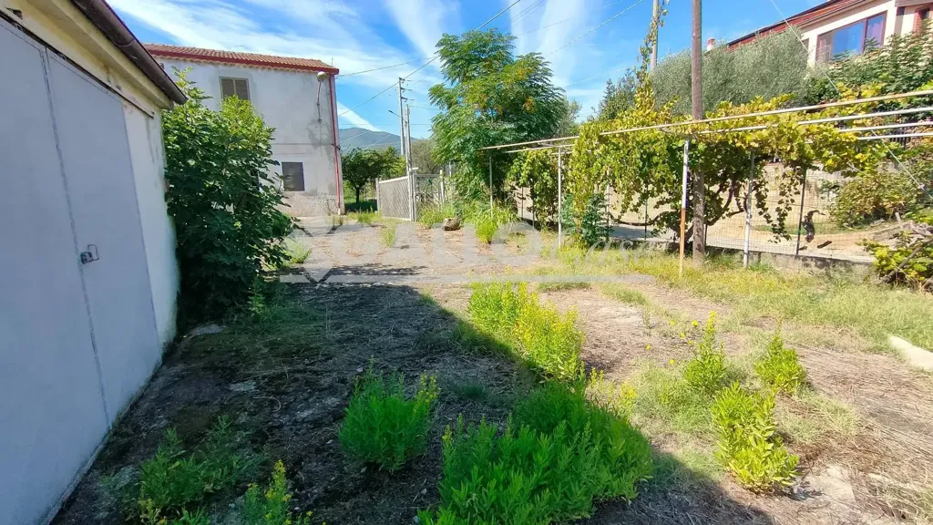 Aed - Rustic Property with Land in San Vincenzo La Costa