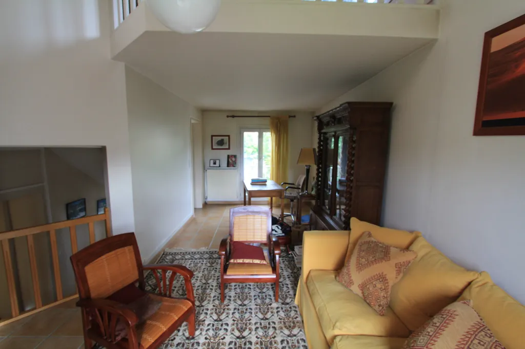 Séjour - Maison Rénovée avec Jardin à Rueil-Malmaison