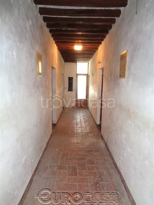 hallway_entrance