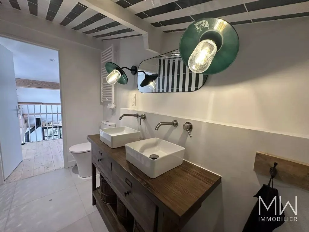 Bathrooms - Luxury Villa with Pool in Lège-Cap-Ferret