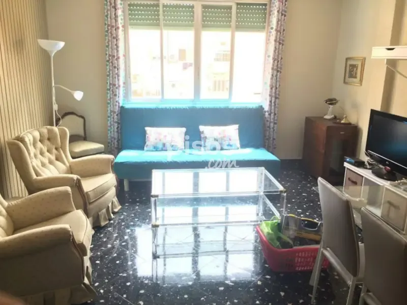 Elutuba - Spacious 5-Bedroom Apartment in Extramurs, Valencia