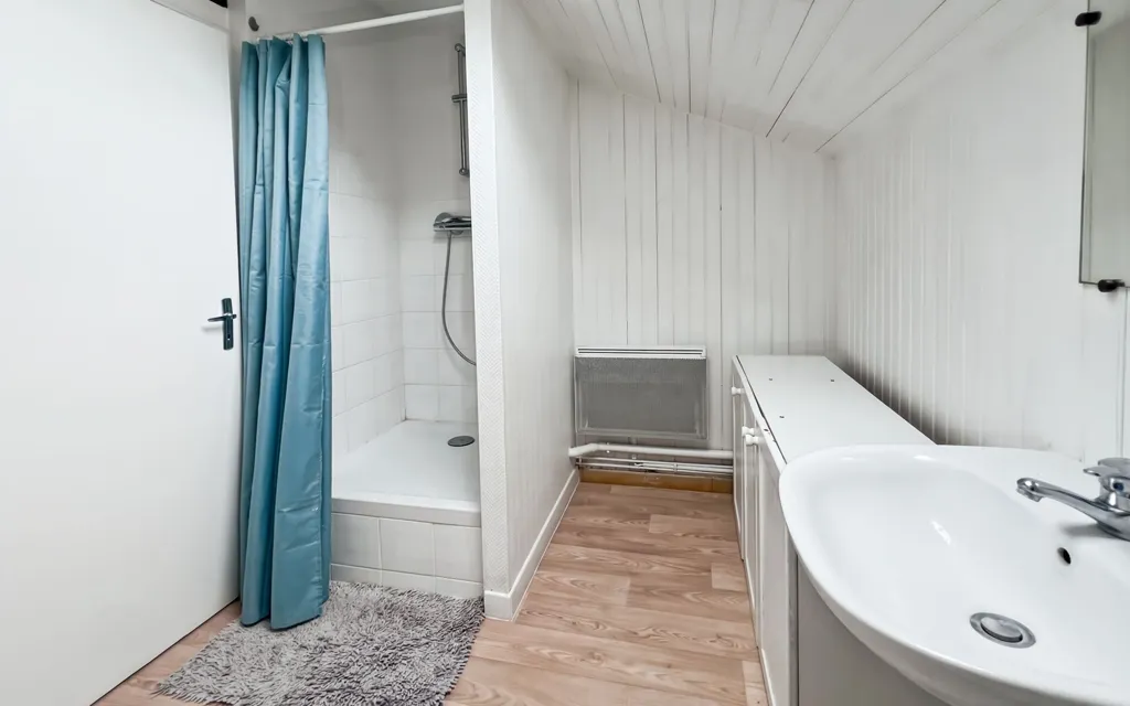 Vannitoad - Studio with Balcony in Reims
