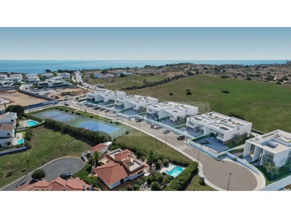 Õhuvaade - Luxury House with Sea View in Ponta da Piedade