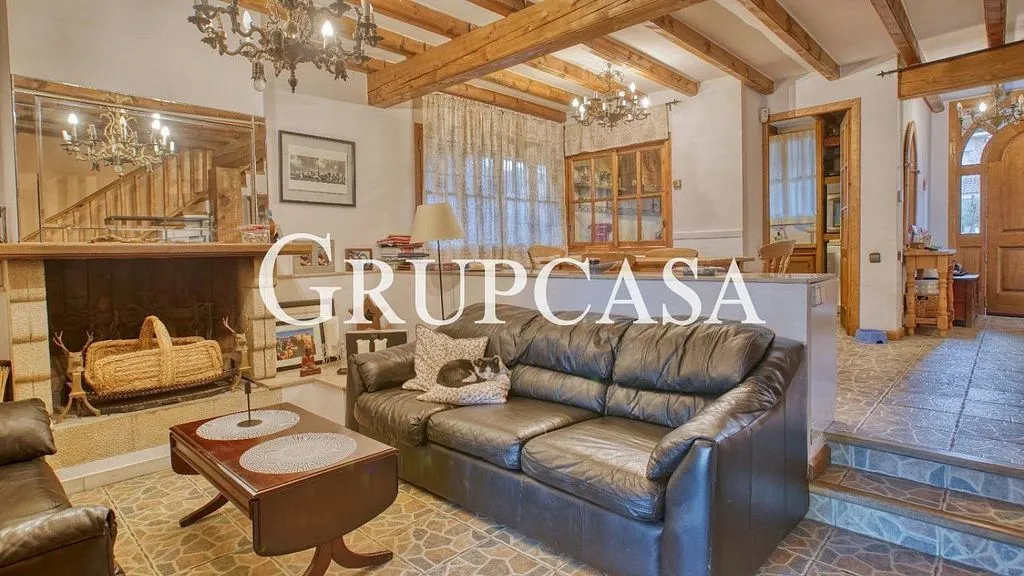 Elutuba - Luxury Detached House with Pool in Alpicat