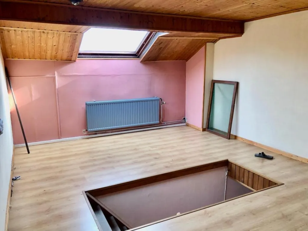 Pièces - Maison avec Jardin et Pâture à Herstal