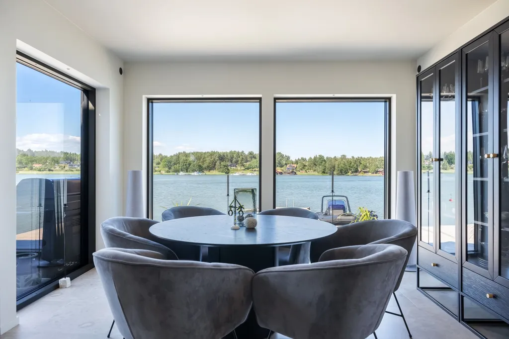 Dining Room - Modern Seafront Villa in Söderköping