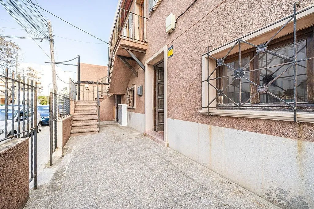 Välivaade - Ground Floor Flat with Terrace in Ciudad Jardín