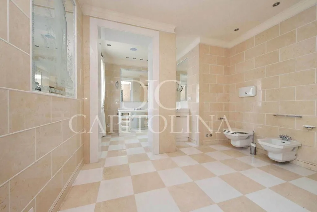 Bagni - Luxury Villa with Private Garden in Rome